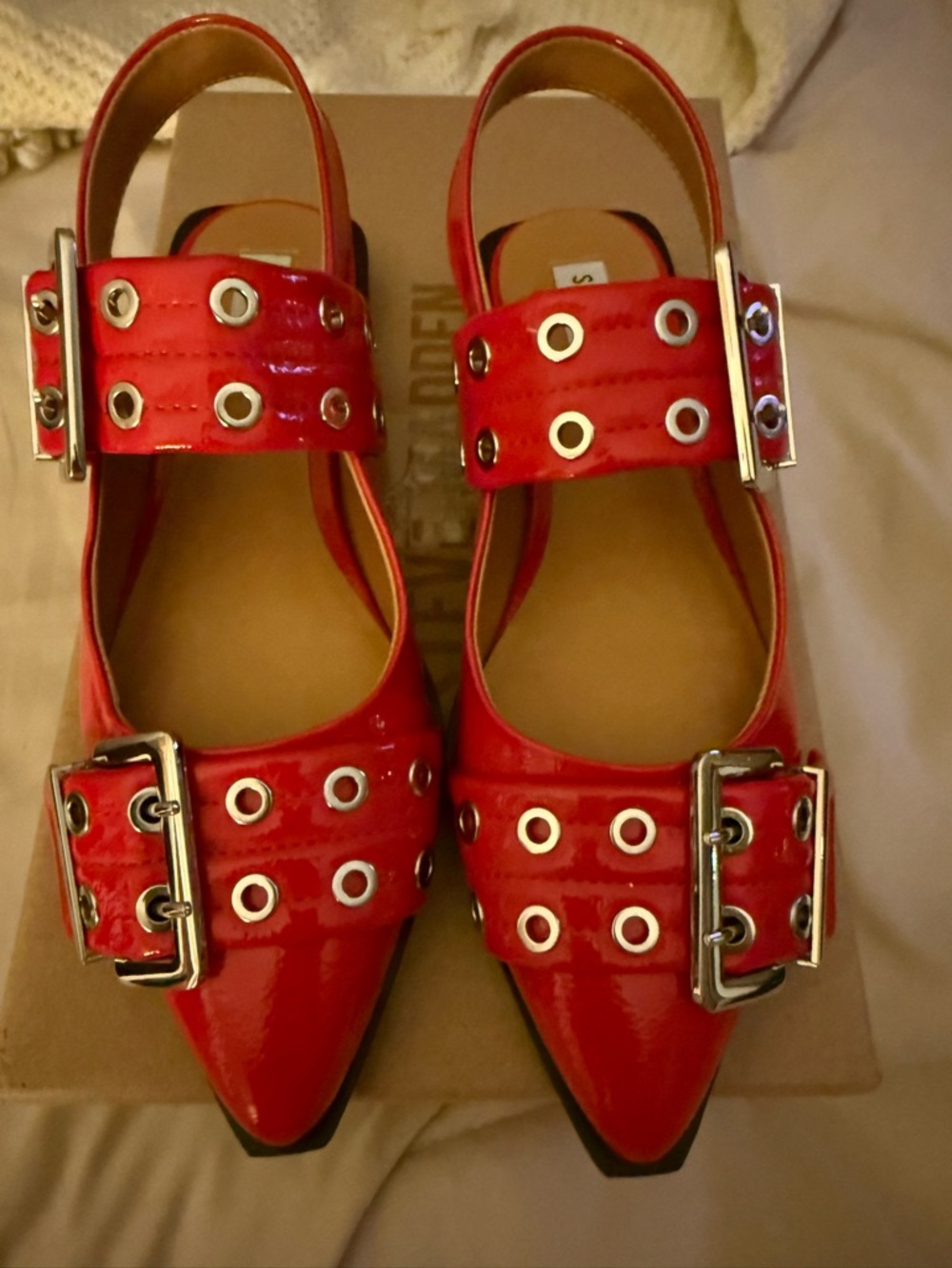 Red Shoulder Bag with Chain Strap